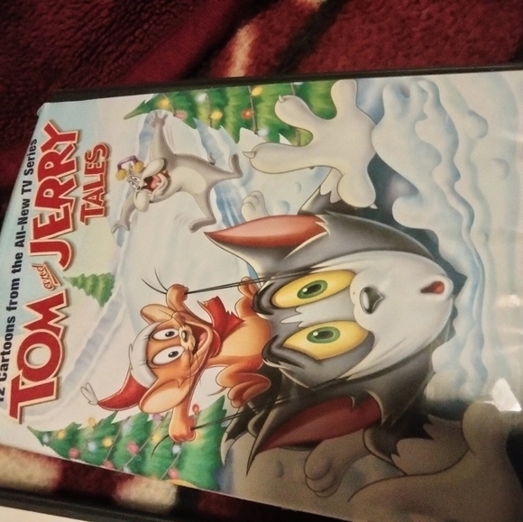 Bundle 5 Movies-2 New. 3 Used. All in Excellent condition. - Picture 6 of 6